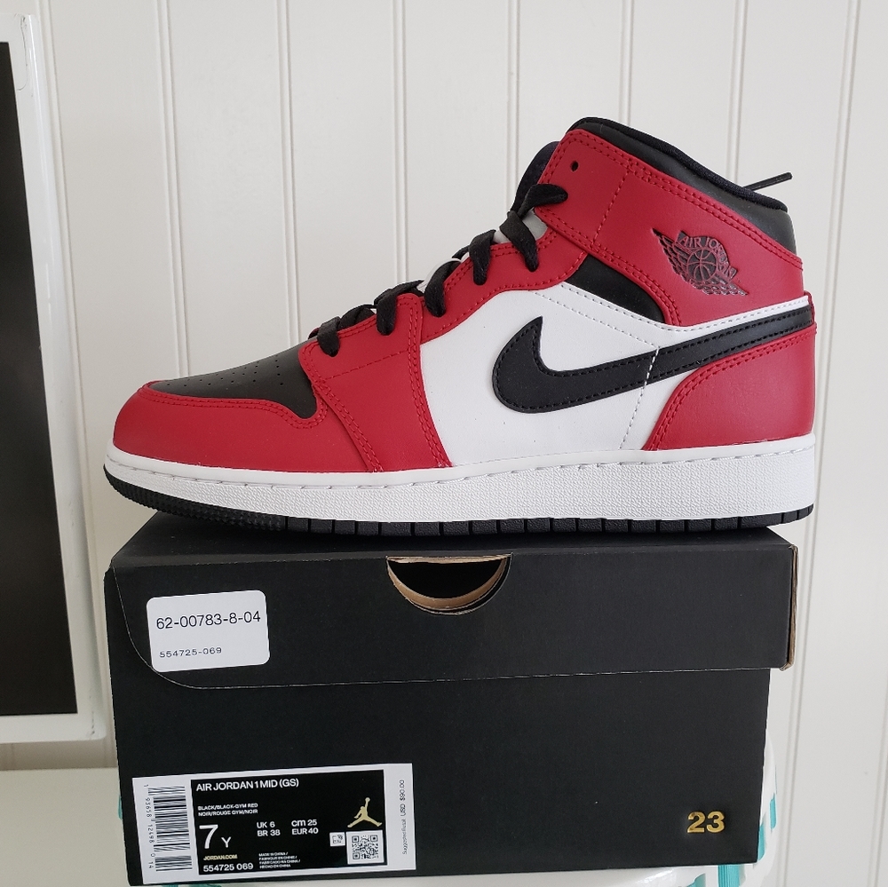 Air Jordan 1 chicago Black Toe